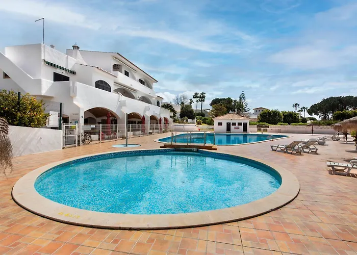Baiona Club 19 Porches (Algarve)