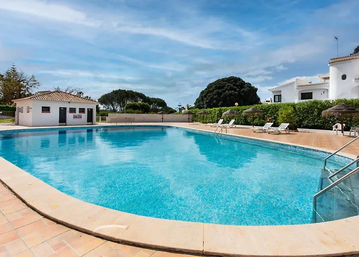 Baiona Club 19 Porches (Algarve)