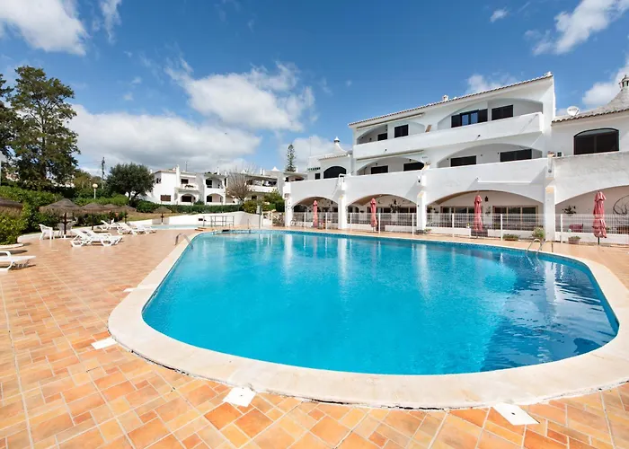Baiona Club 19