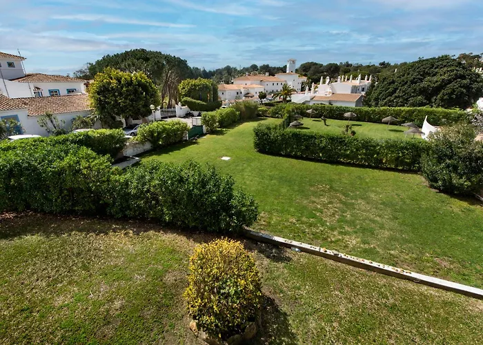 Baiona Club 19