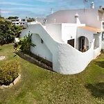 Baiona Club 19 * Porches (Algarve)