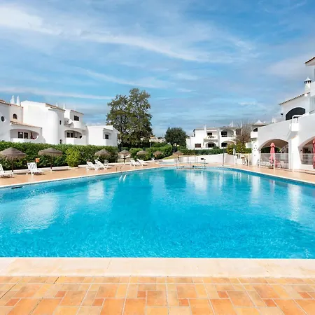 Feriehus Baiona Club 19 Porches (Algarve)