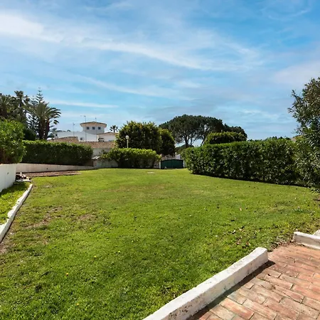 Baiona Club 19 Porches (Algarve)