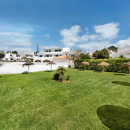 Feriehus Baiona Club 19 Porches (Algarve)